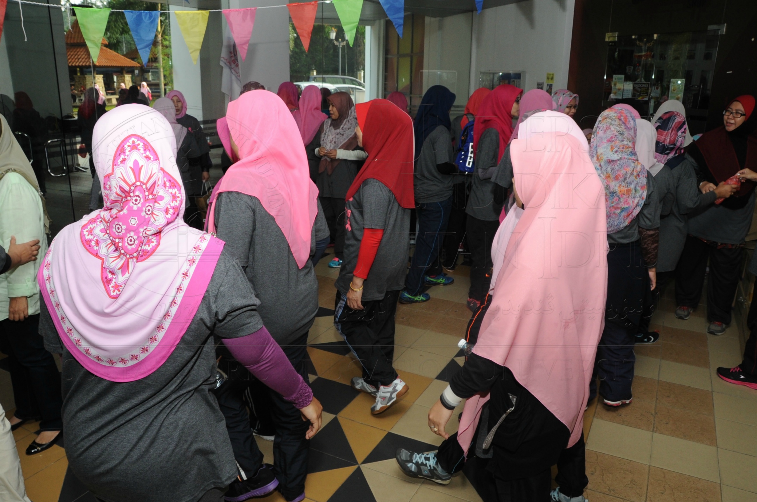 PRO 16 69 Karnival Pewaris 2016   UPSIHAS 8155